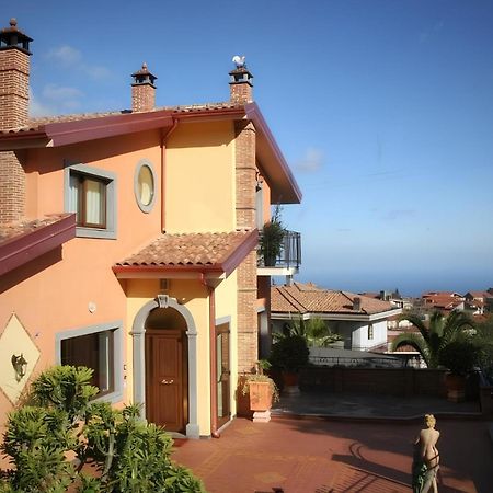 Villa Hirschen Zafferana Etnea Exterior foto